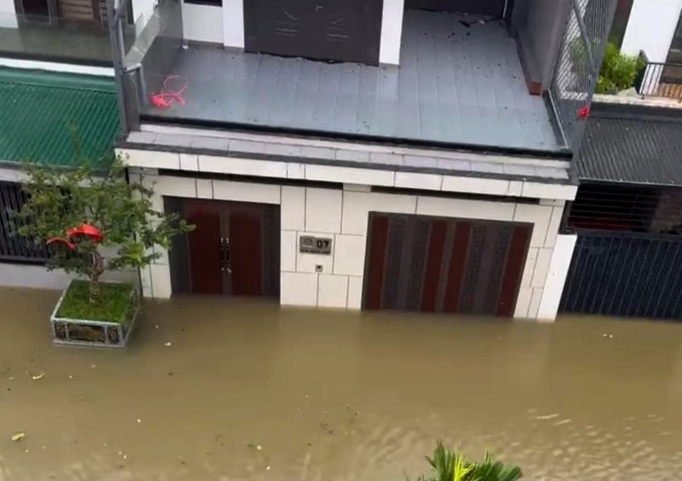 Nghệ An thiệt hại nặng nề sau bão số 10 Nghệ An thiệt hại nặng nề sau bão số 10