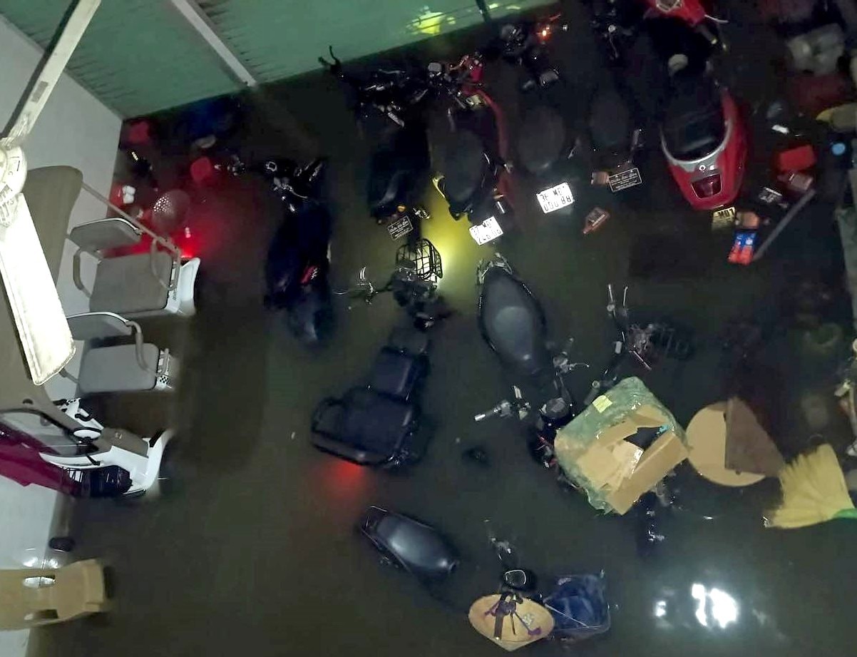 Nghệ An thiệt hại nặng nề sau bão số 10 Nghệ An thiệt hại nặng nề sau bão số 10