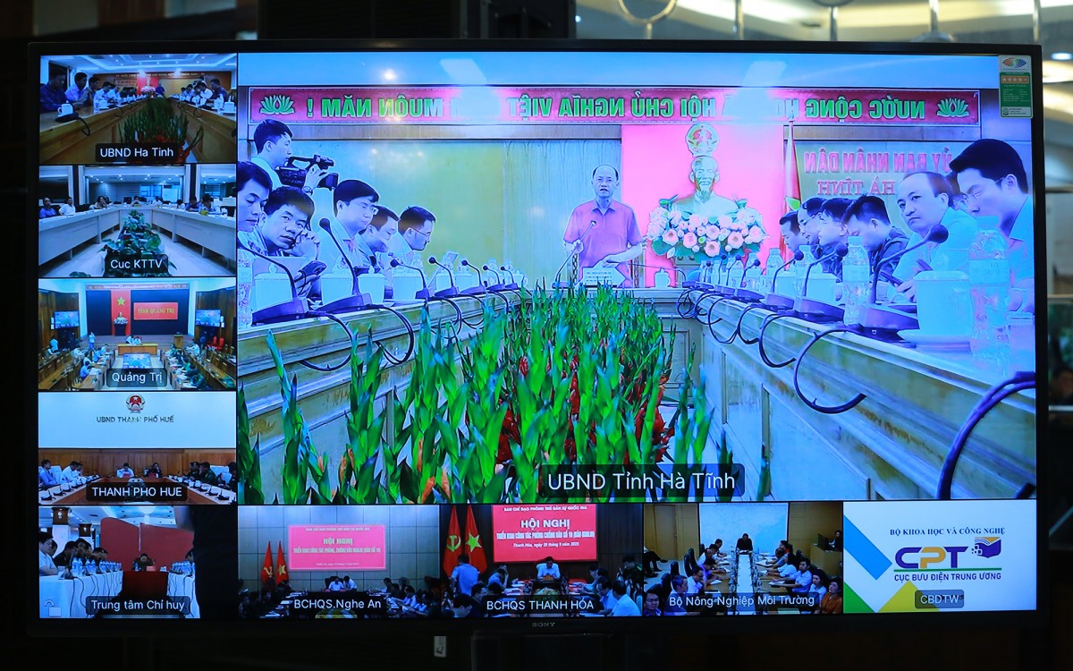 Sớm khắc phục thiệt hại do bão số 10, tạm dừng xả nước tại các hồ chứa để cắt lũ