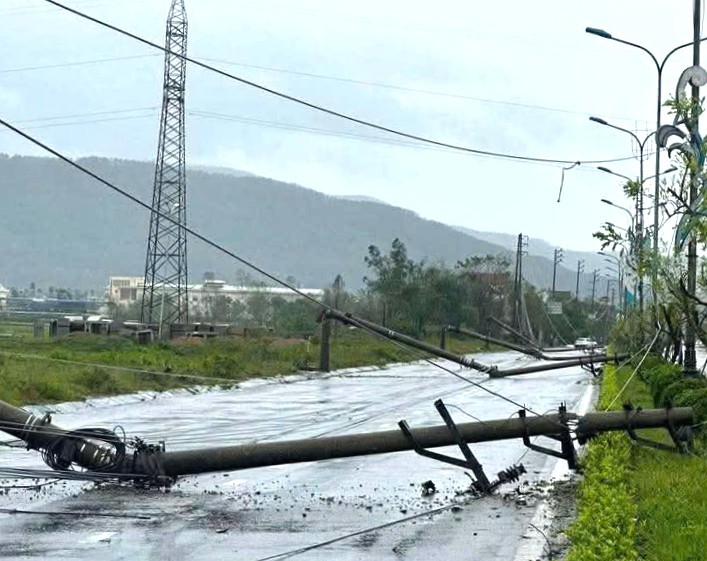 Nghệ An thiệt hại nặng nề sau bão số 10 Nghệ An thiệt hại nặng nề sau bão số 10