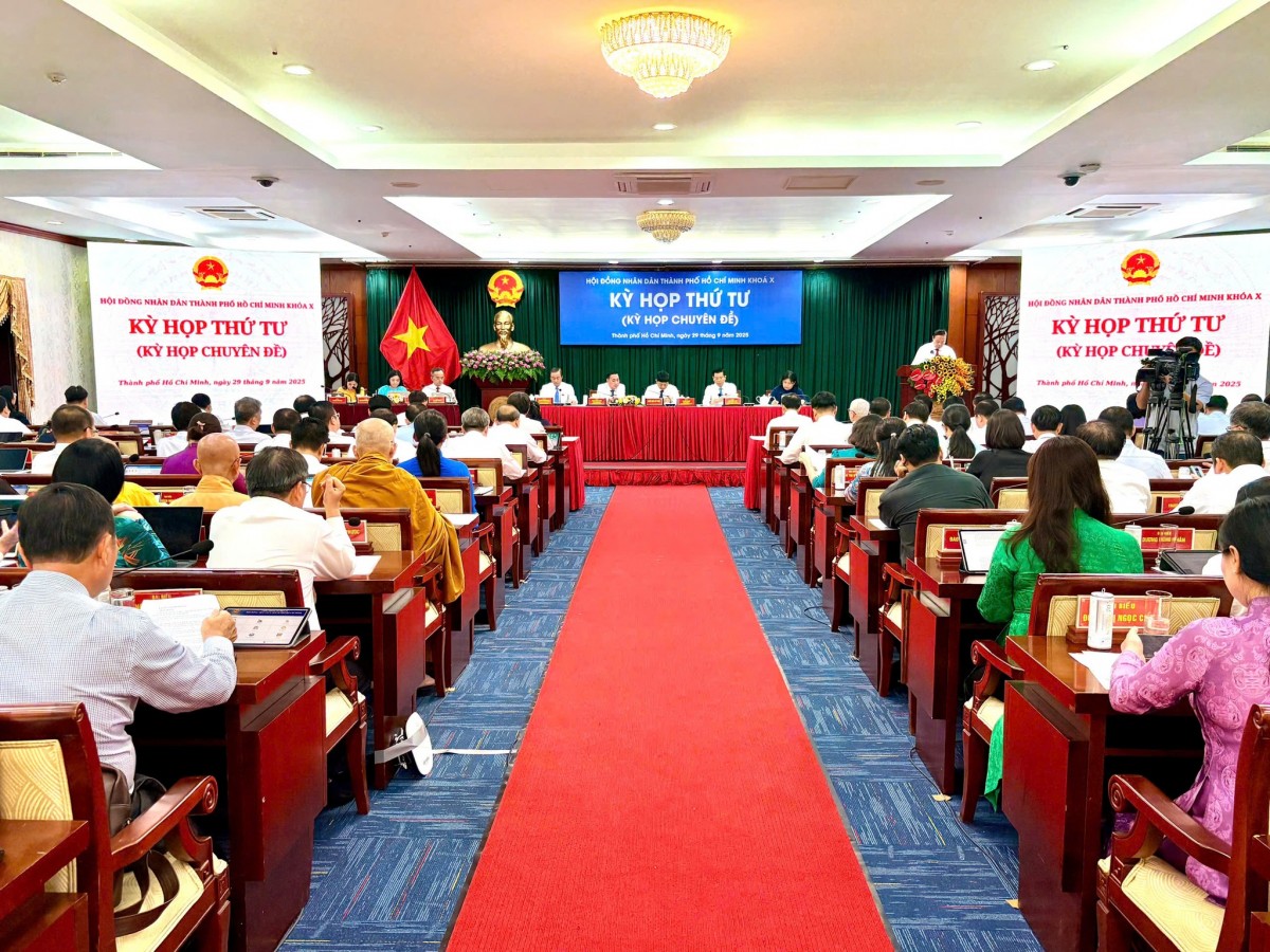 Khai mạc kỳ họp chuyên đề lần thứ tư Hội đồng nhân dân TP.HCM