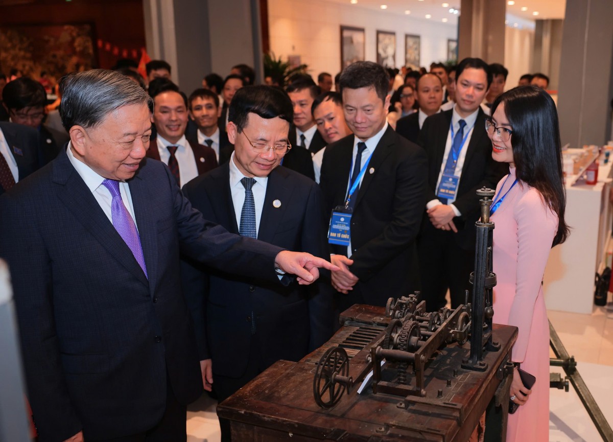 Ngành Bưu chính viễn thông và Khoa học công nghệ: Tự hào truyền thống, vững bước vào kỷ nguyên mới