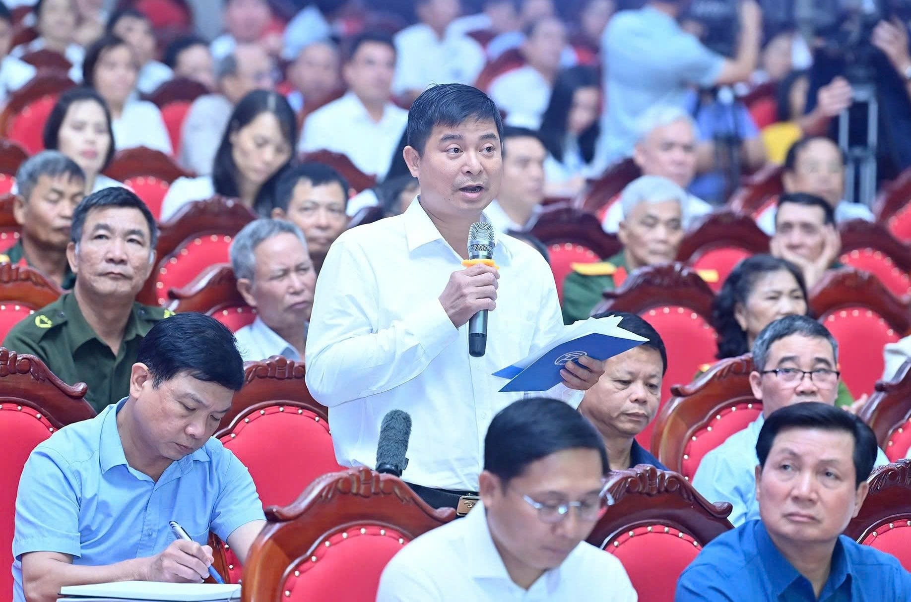 Tổng Bí thư Tô Lâm tiếp xúc cử tri Đơn vị bầu cử số 10, thành phố Hà Nội