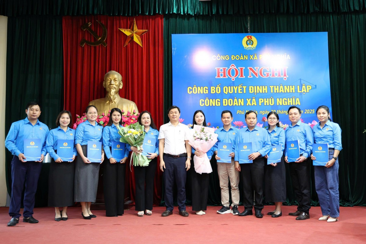 Công đoàn xã Phú Nghĩa chính thức được thành lập và đi vào hoạt động Công đoàn xã Phú Nghĩa chính thức được thành lập và đi vào hoạt động