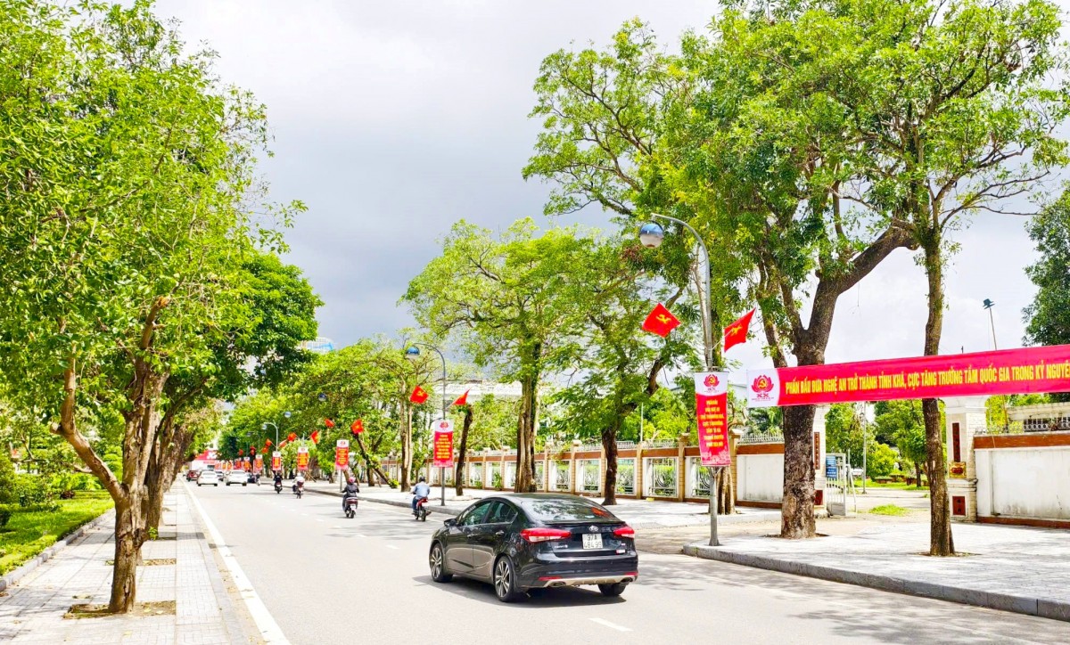 500 đại biểu tham dự Đại hội Đảng bộ tỉnh Nghệ An lần thứ XX 500 đại biểu tham dự Đại hội Đảng bộ tỉnh Nghệ An lần thứ XX