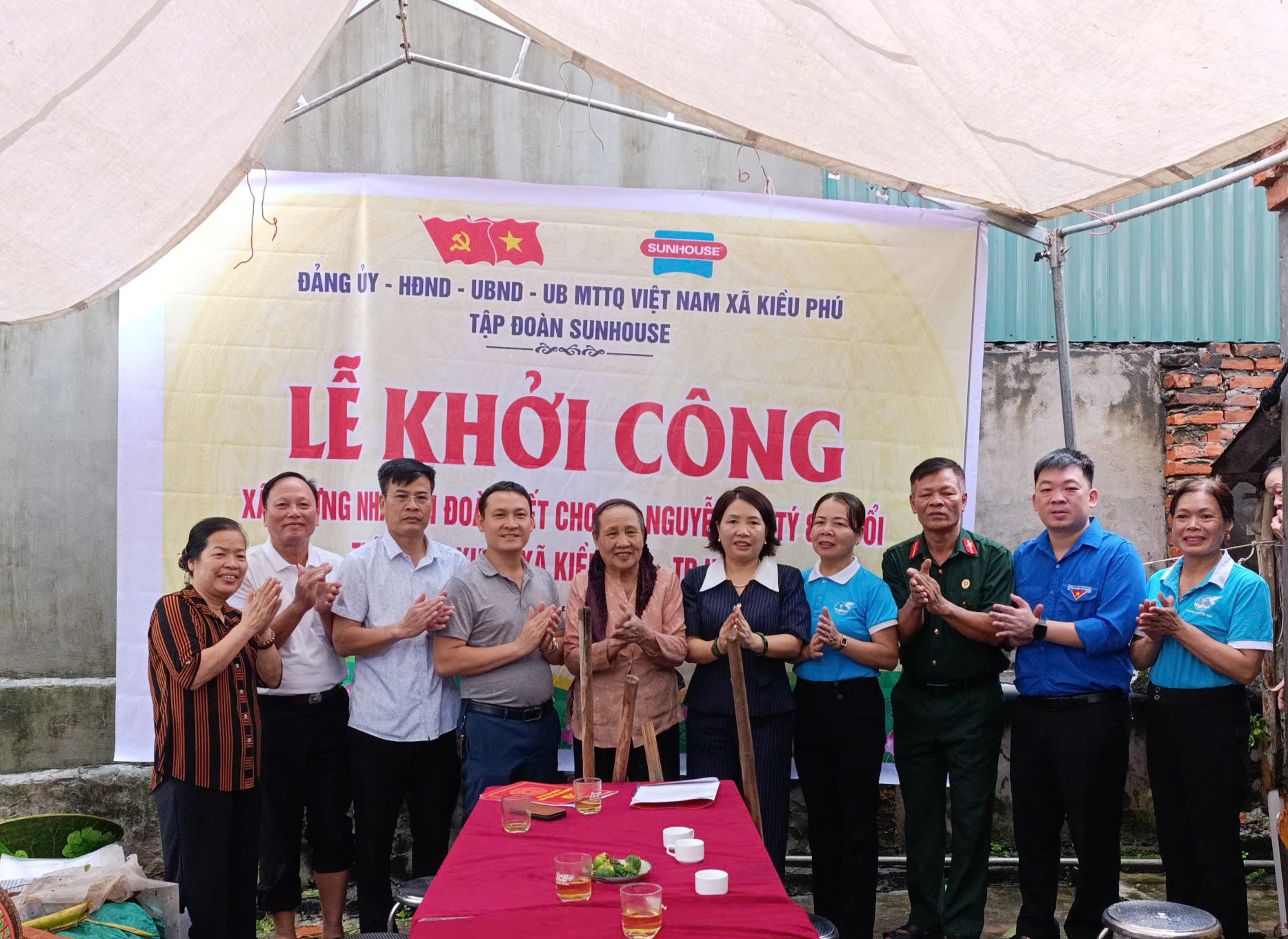 Kiều Phú: Khởi công xây nhà Đại đoàn kết cho hội viên người cao tuổi khó khăn Kiều Phú: Khởi công xây nhà Đại đoàn kết cho hội viên người cao tuổi khó khăn