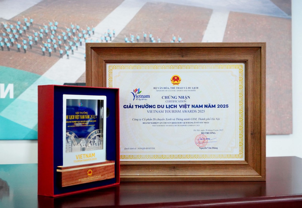 Xanh SM là “Doanh nghiệp kinh doanh vận chuyển khách du lịch bằng ô tô tốt nhất”