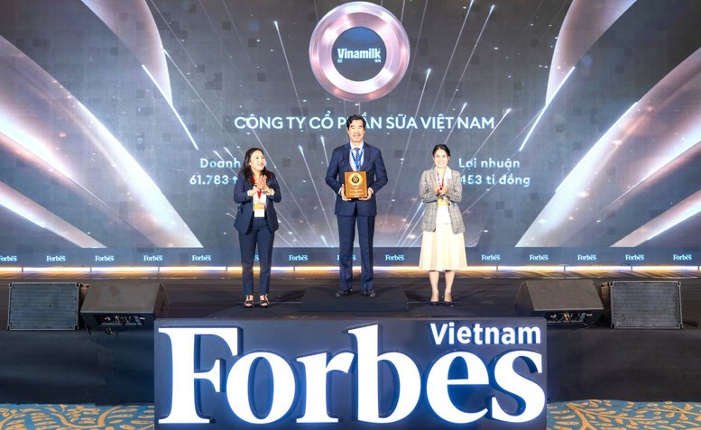 Top 1 trong 25 thương hiệu dẫn đầu 2025 của Forbes Việt Nam gọi tên Vinamilk Top 1 trong 25 thương hiệu dẫn đầu 2025 của Forbes Việt Nam gọi tên Vinamilk