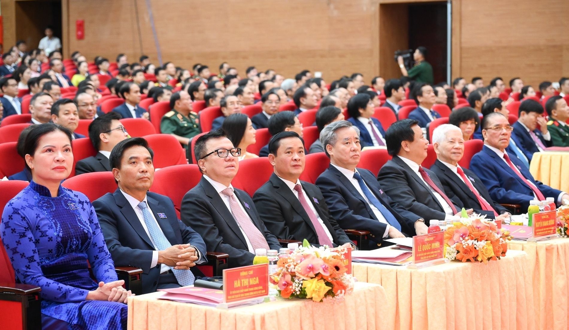 Nghệ An tự tin, vững bước tiến vào kỷ nguyên vươn mình Nghệ An tự tin, vững bước tiến vào kỷ nguyên vươn mình