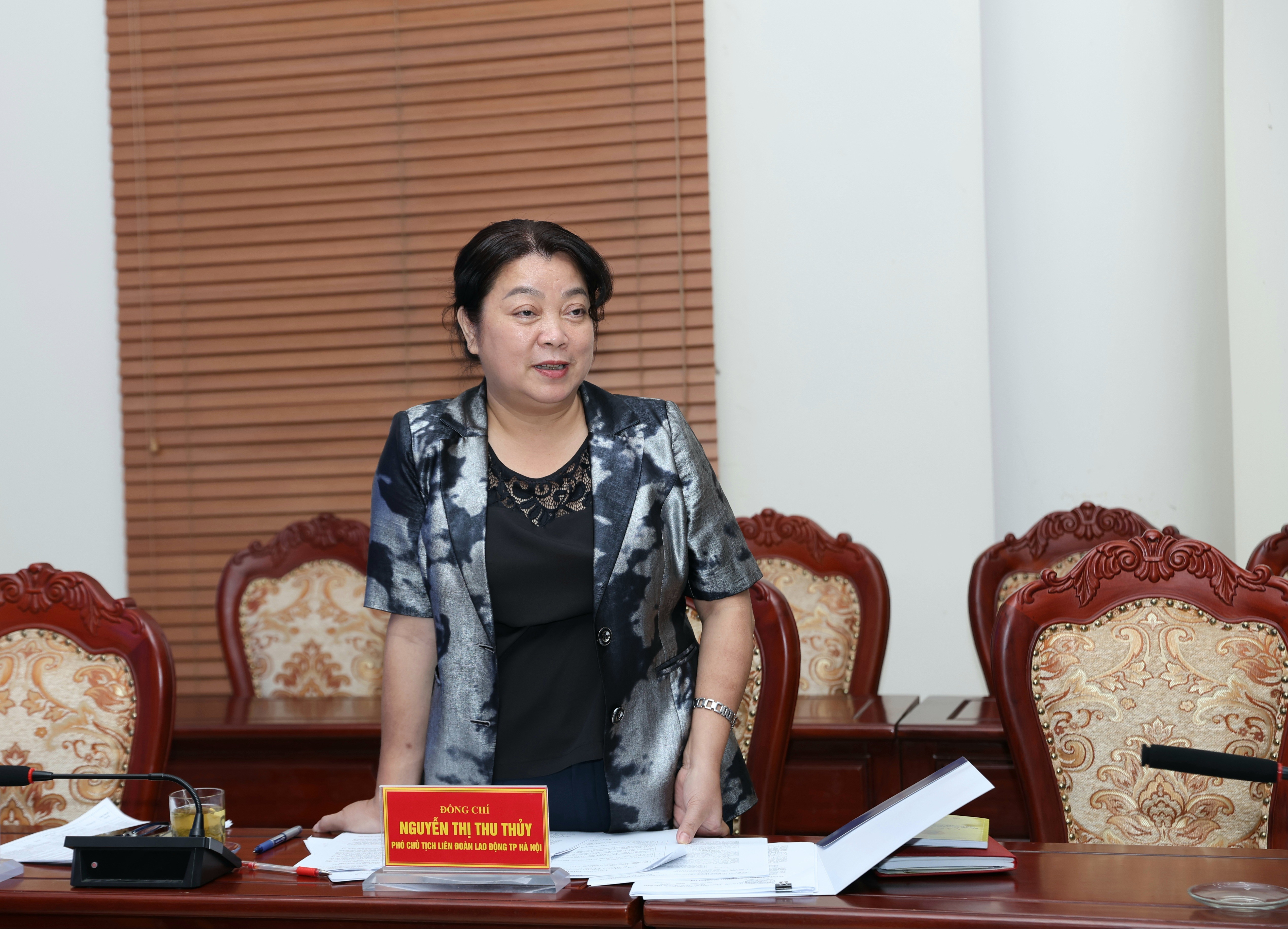 Ban Chấp hành LĐLĐ thành phố Hà Nội khoá XVII tổ chức kỳ họp lần thứ mười Ban Chấp hành LĐLĐ thành phố Hà Nội khoá XVII tổ chức kỳ họp lần thứ mười