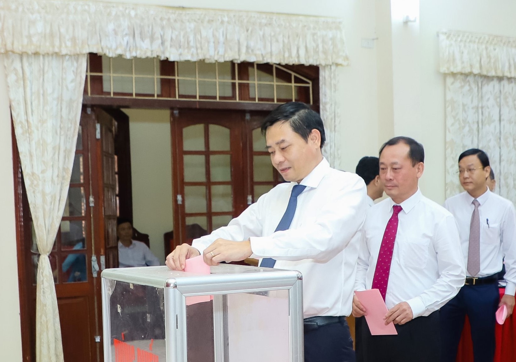 Ra mắt Ban Chấp hành Đảng bộ tỉnh Nghệ An nhiệm kỳ 2025-2030