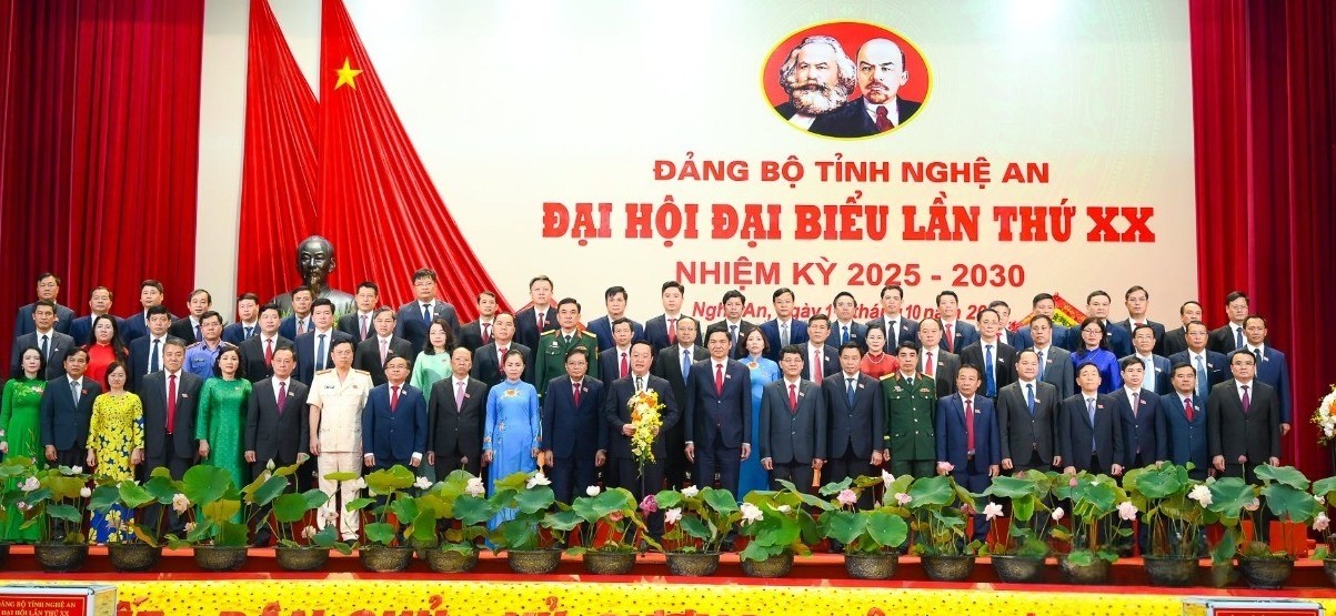 Ra mắt Ban Chấp hành Đảng bộ tỉnh Nghệ An nhiệm kỳ 2025-2030