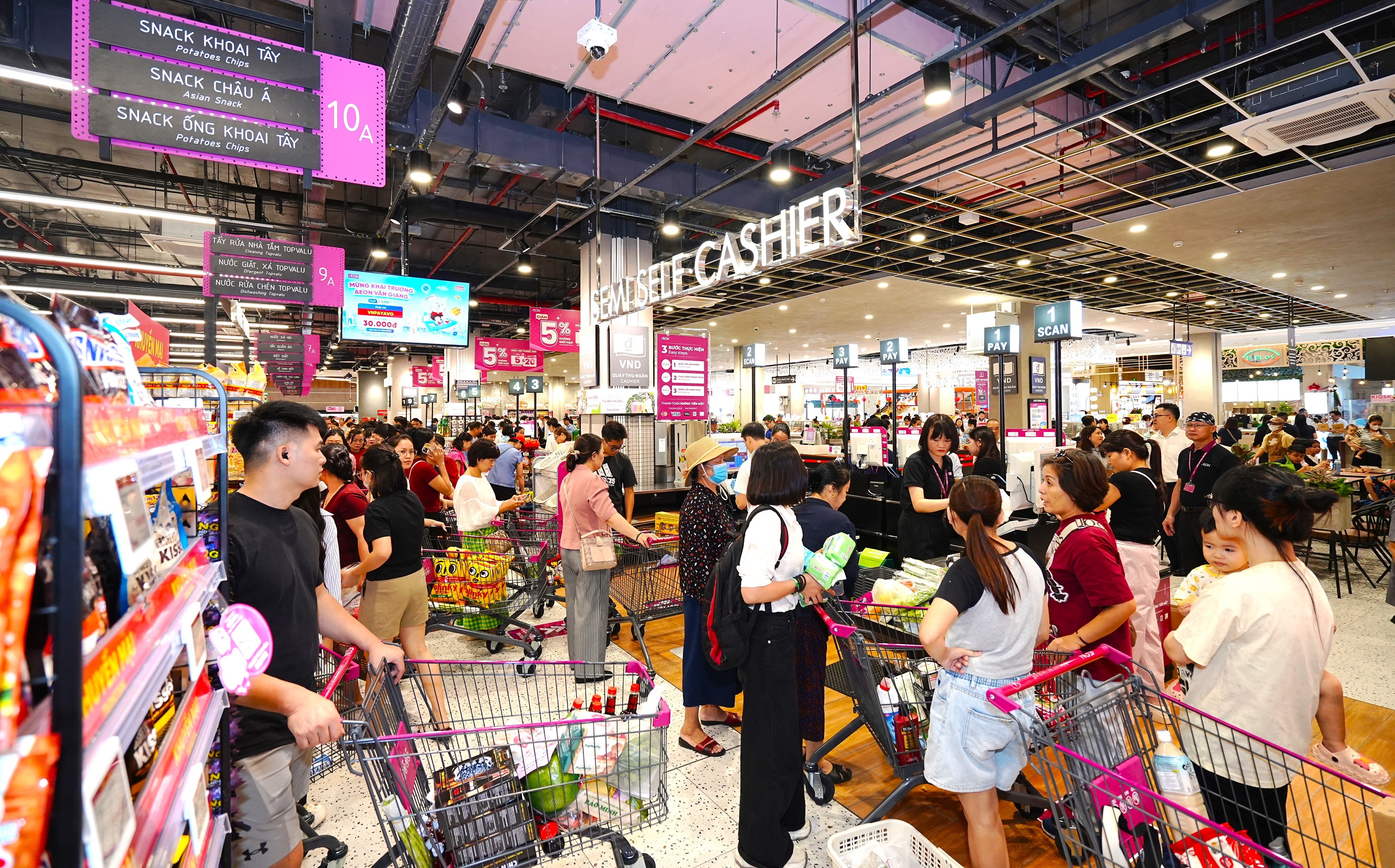 Khai trương Trung tâm Bách hoá tổng hợp và Siêu thị AEON Văn Giang