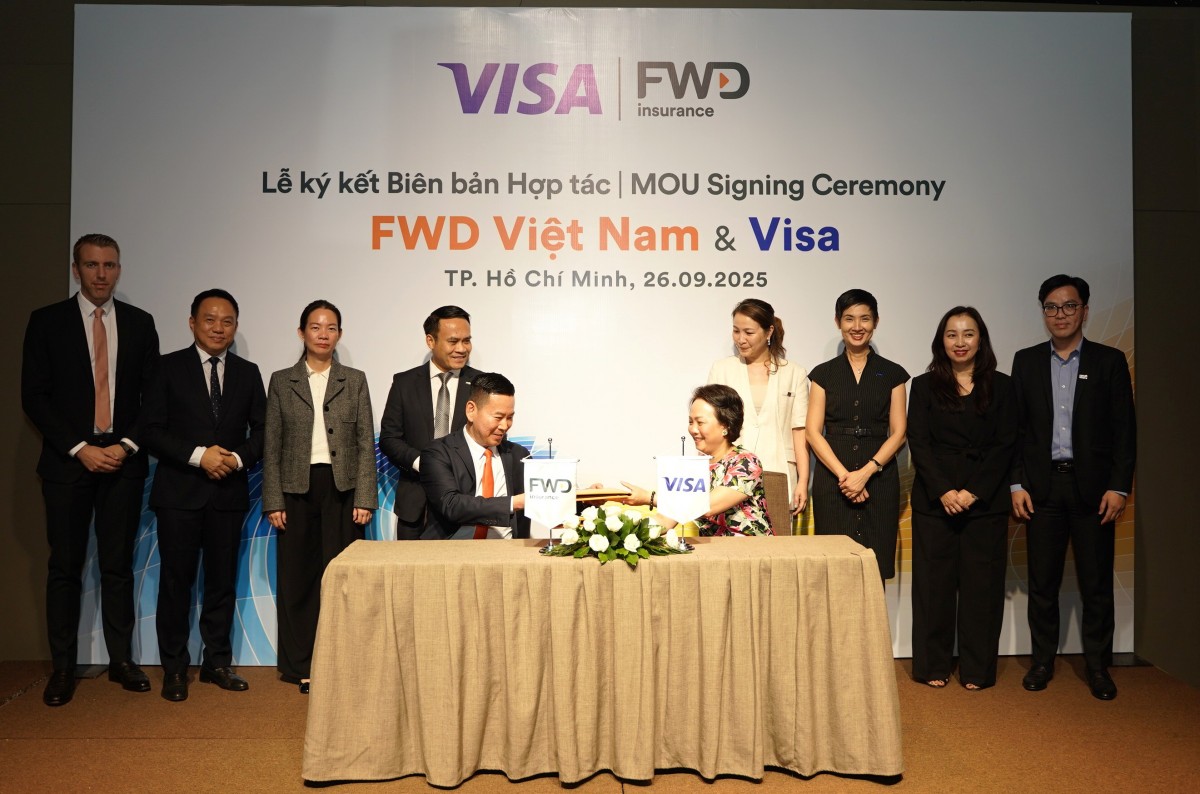 Visa và FWD Việt Nam ký kết biên bản ghi nhớ hợp tác số hóa bảo hiểm
