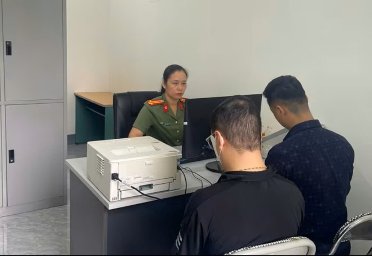 Tạo tin giả từ AI và mối đe dọa thật Tạo tin giả từ AI và mối đe dọa thật