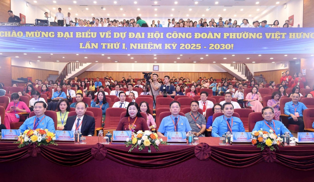 TRỰC TUYẾN: Đại hội Công đoàn phường Việt Hưng lần thứ I, nhiệm kỳ 2025 - 2030