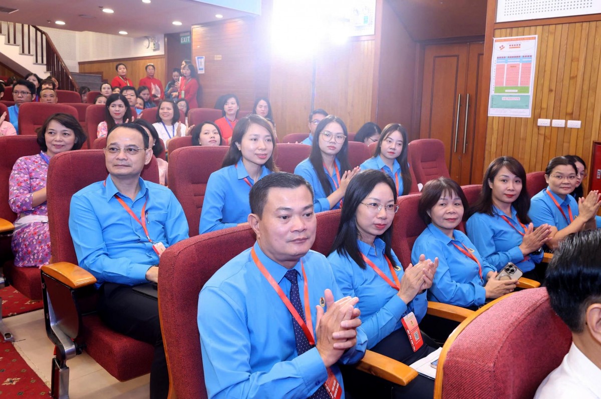 TRỰC TUYẾN: Đại hội Công đoàn phường Việt Hưng lần thứ I, nhiệm kỳ 2025   2030