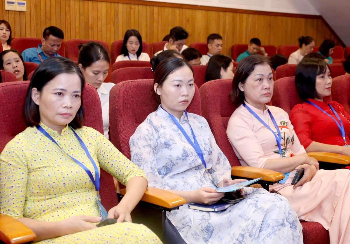 TRỰC TUYẾN: Đại hội Công đoàn phường Việt Hưng lần thứ I, nhiệm kỳ 2025   2030