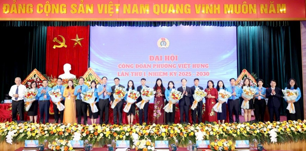 TRỰC TUYẾN: Đại hội Công đoàn phường Việt Hưng lần thứ I, nhiệm kỳ 2025 - 2030