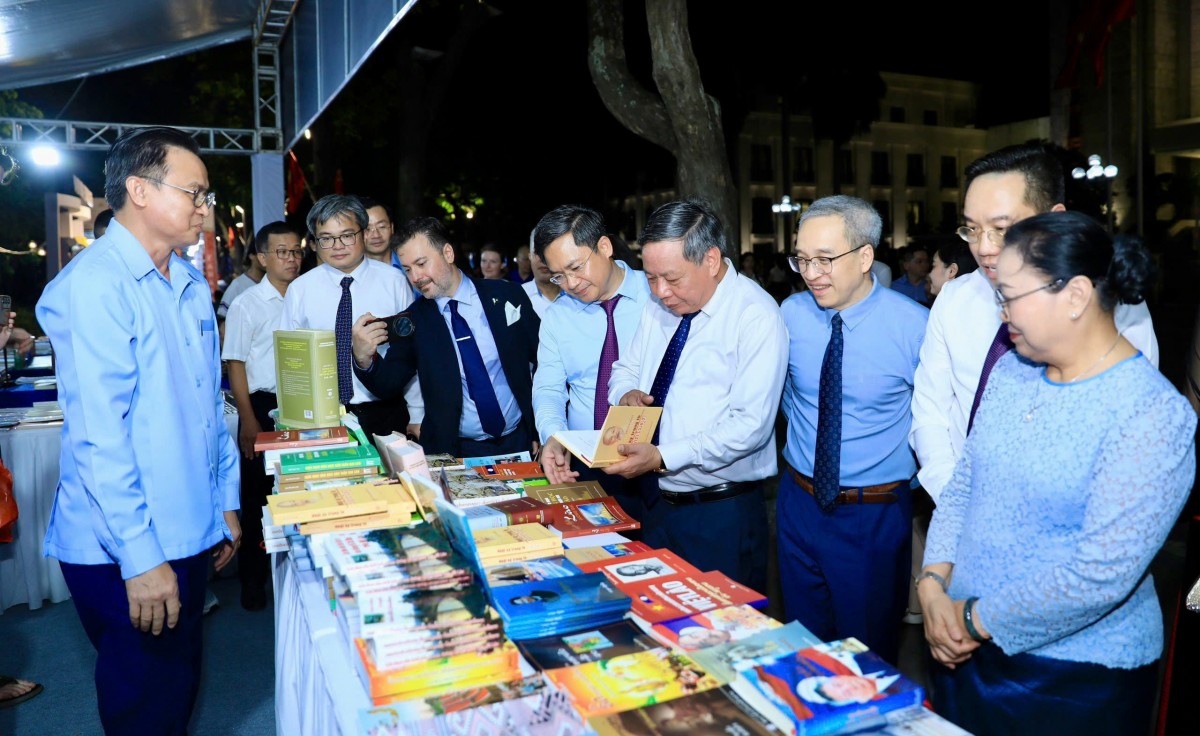 Khai mạc Hội sách Hà Nội lần thứ 10 năm 2025: Ngày hội của văn hóa và tri thức