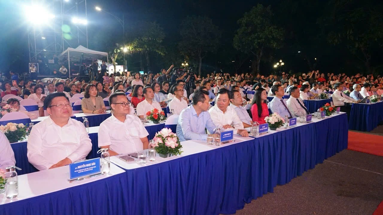 Khai mạc Hội sách Hà Nội lần thứ 10 năm 2025: Ngày hội của văn hóa và tri thức