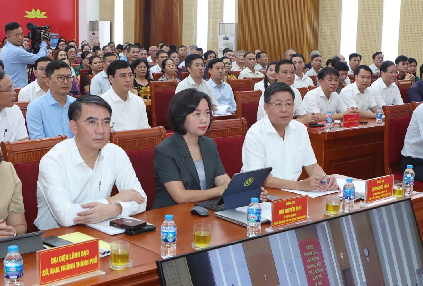 Quyết liệt tháo gỡ vướng mắc trong cải tạo chung cư cũ Quyết liệt tháo gỡ vướng mắc trong cải tạo chung cư cũ