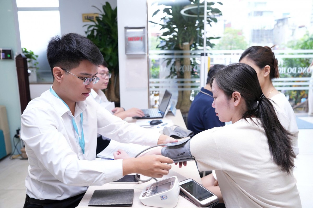 Điểm tựa vững chắc, đẩy mạnh phúc lợi, xây dựng môi trường làm việc nhân văn