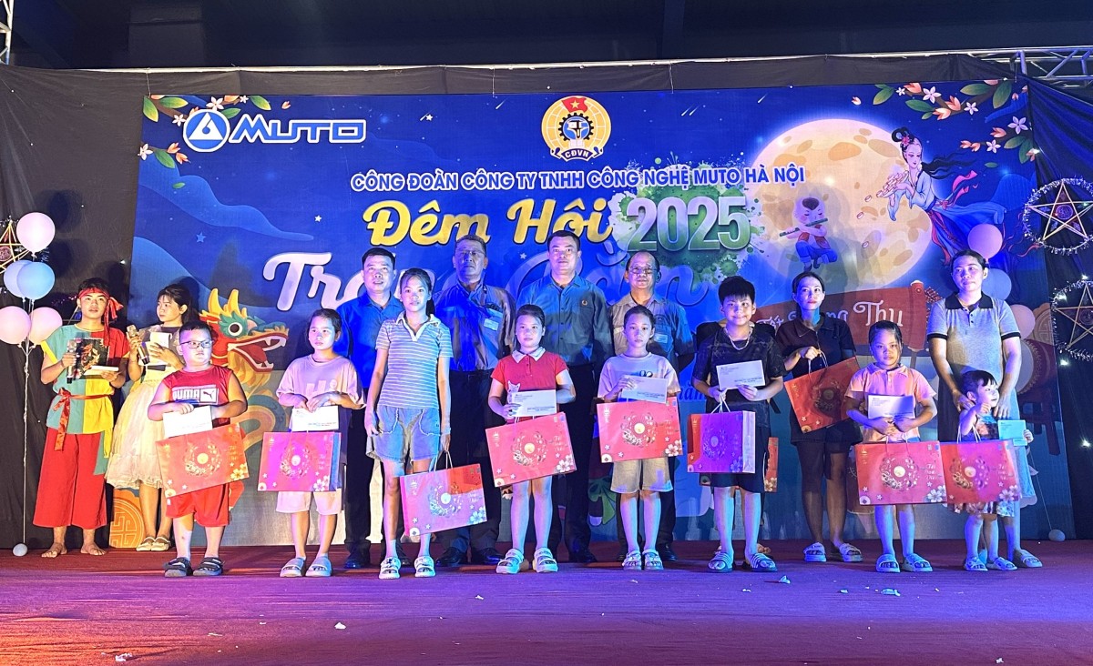 Công đoàn Công ty TNHH Công nghệ Muto Hà Nội tổ chức Tết Trung thu cho con người lao động Công đoàn Công ty TNHH Công nghệ Muto Hà Nội tổ chức Tết Trung thu cho con người lao động