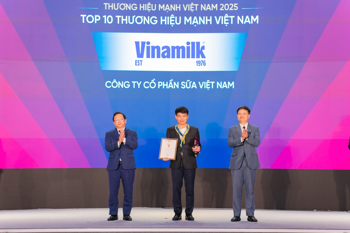 Dẫn đầu xu thế phát triển mới, Vinamilk tự hào là 1 trong 10 thương hiệu mạnh Việt Nam