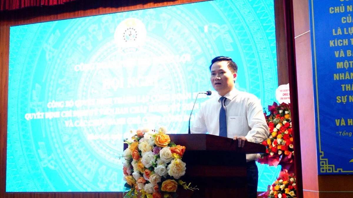 Công đoàn phường Phúc Lợi chính thức ra mắt, quản lý trực tiếp 85 Công đoàn cơ sở