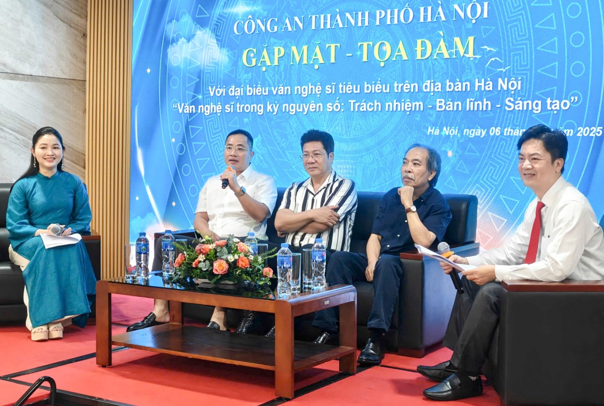 Văn hóa là nền tảng, văn nghệ sĩ là sức mạnh mềm bảo vệ Thủ đô bình yên