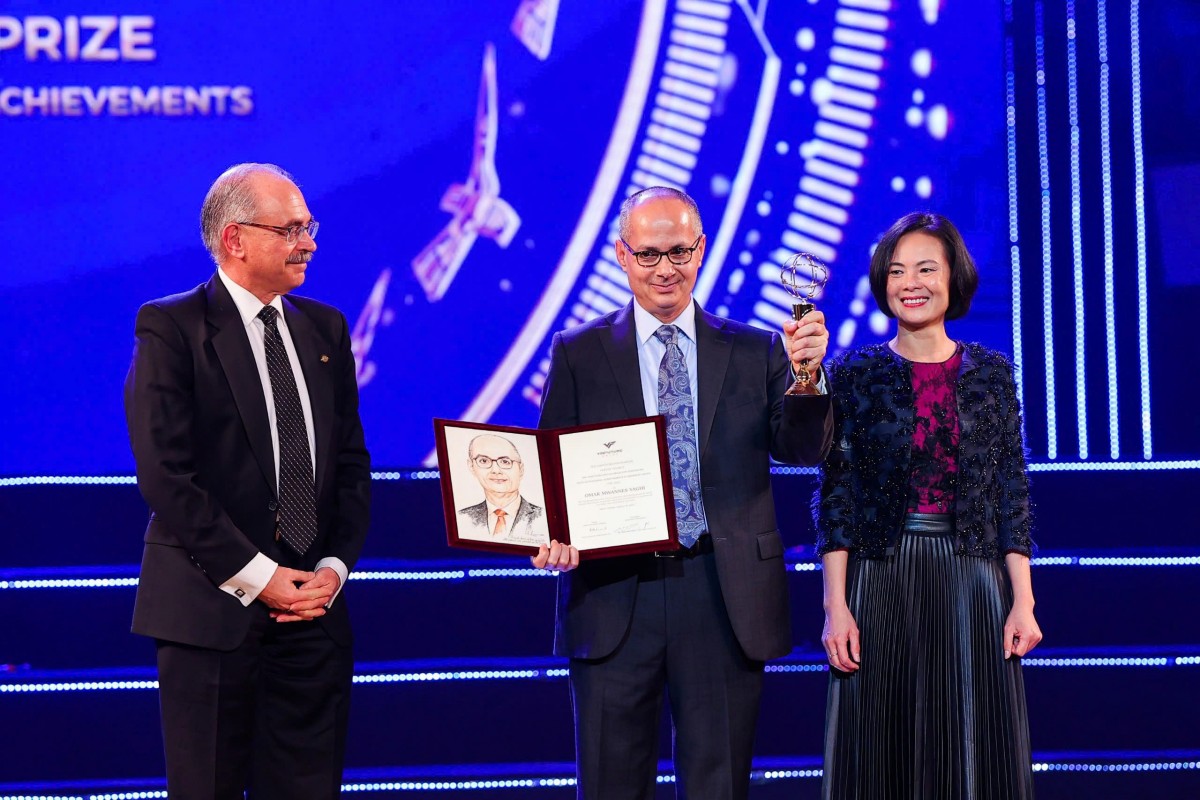 Giáo sư Omar M. Yaghi - Chủ nhân Giải thưởng VinFuture nhận Giải Nobel Hóa học 2025