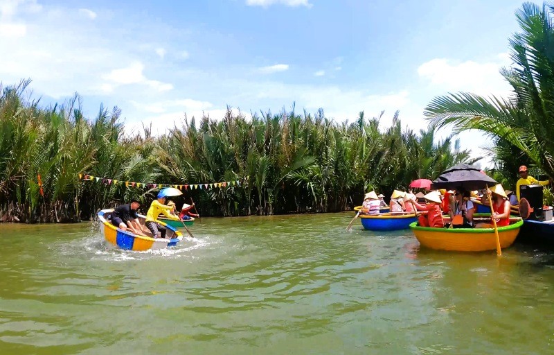 Khám phá làng Cẩm Thanh, một trong 50 ngôi làng đẹp nhất thế giới