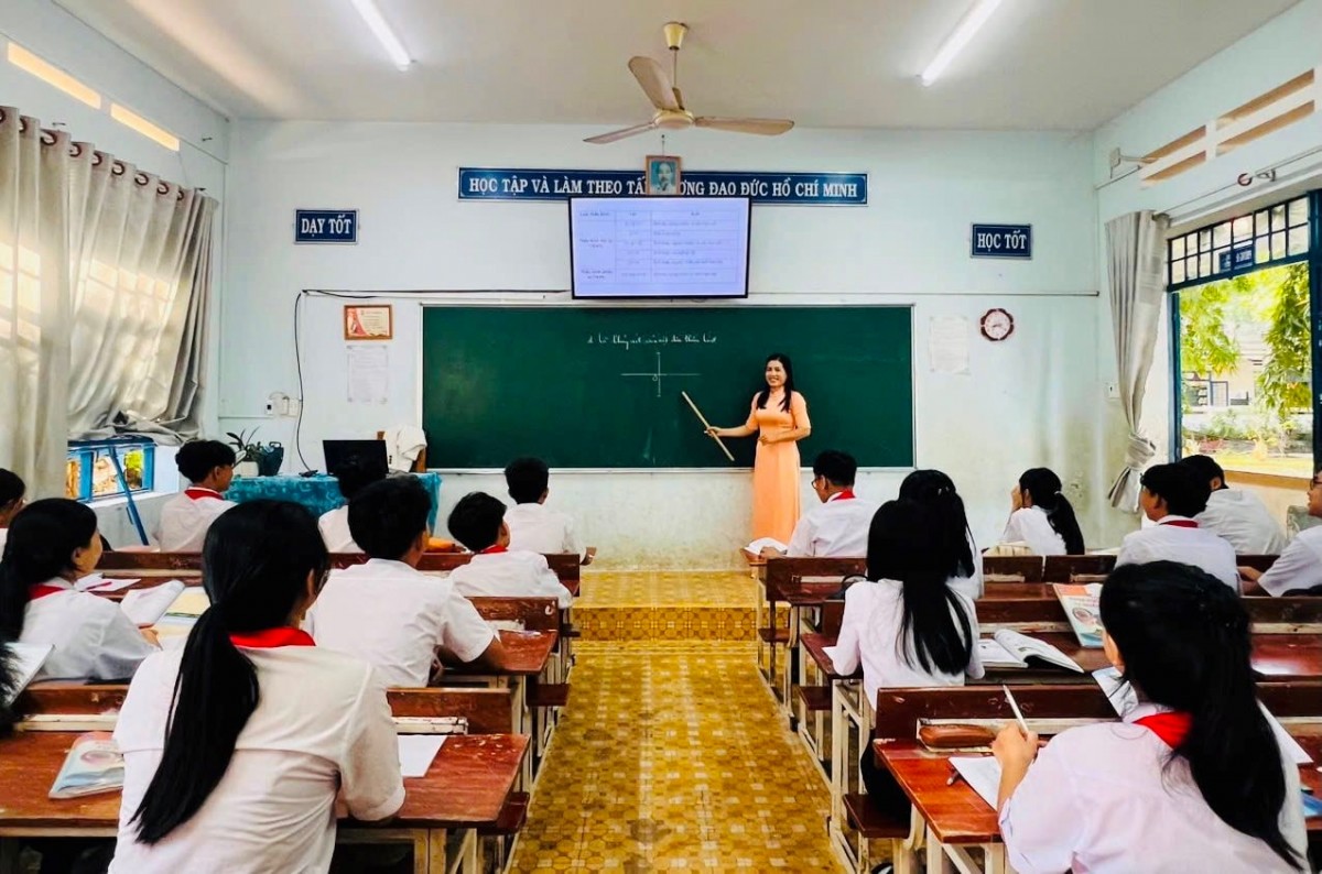 Hà Nội triển khai thực hiện chính sách học phí năm học 2025 - 2026 Hà Nội triển khai thực hiện chính sách học phí năm học 2025 - 2026