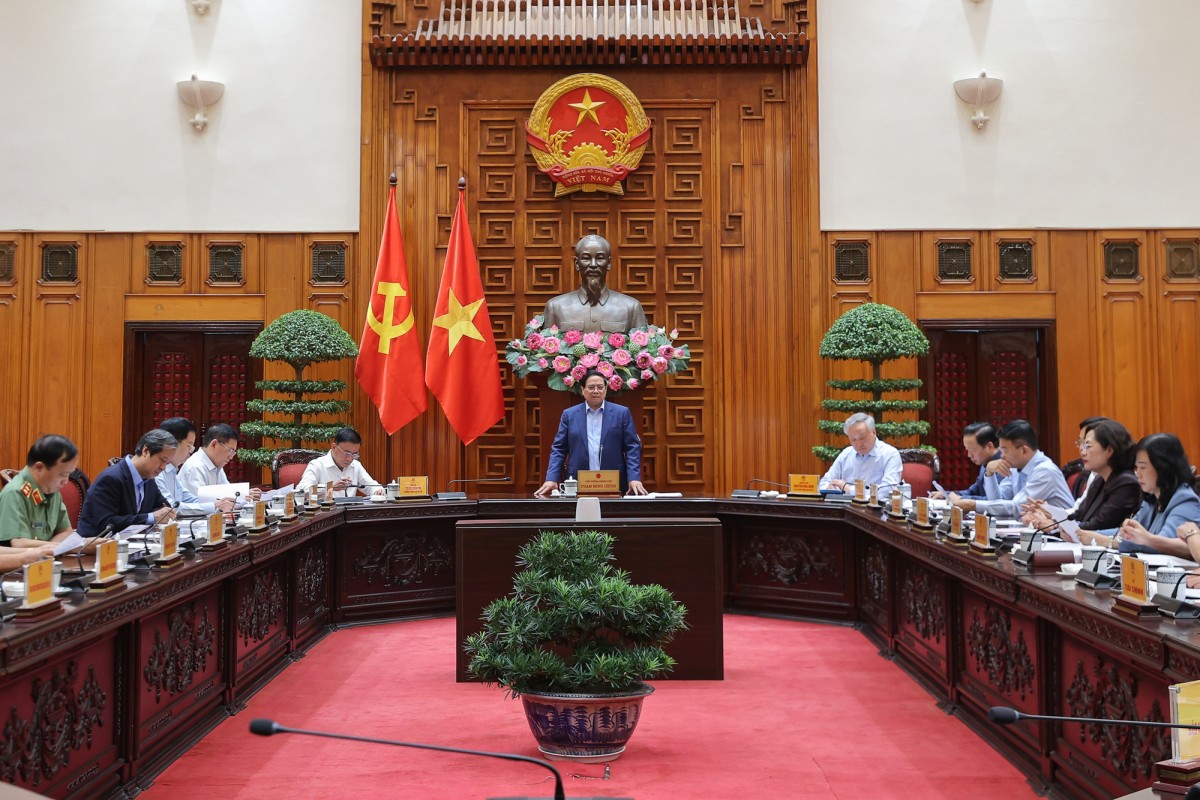 Huy động toàn lực giúp dân vượt qua bão lũ, không để ai thiếu ăn, thiếu mặc