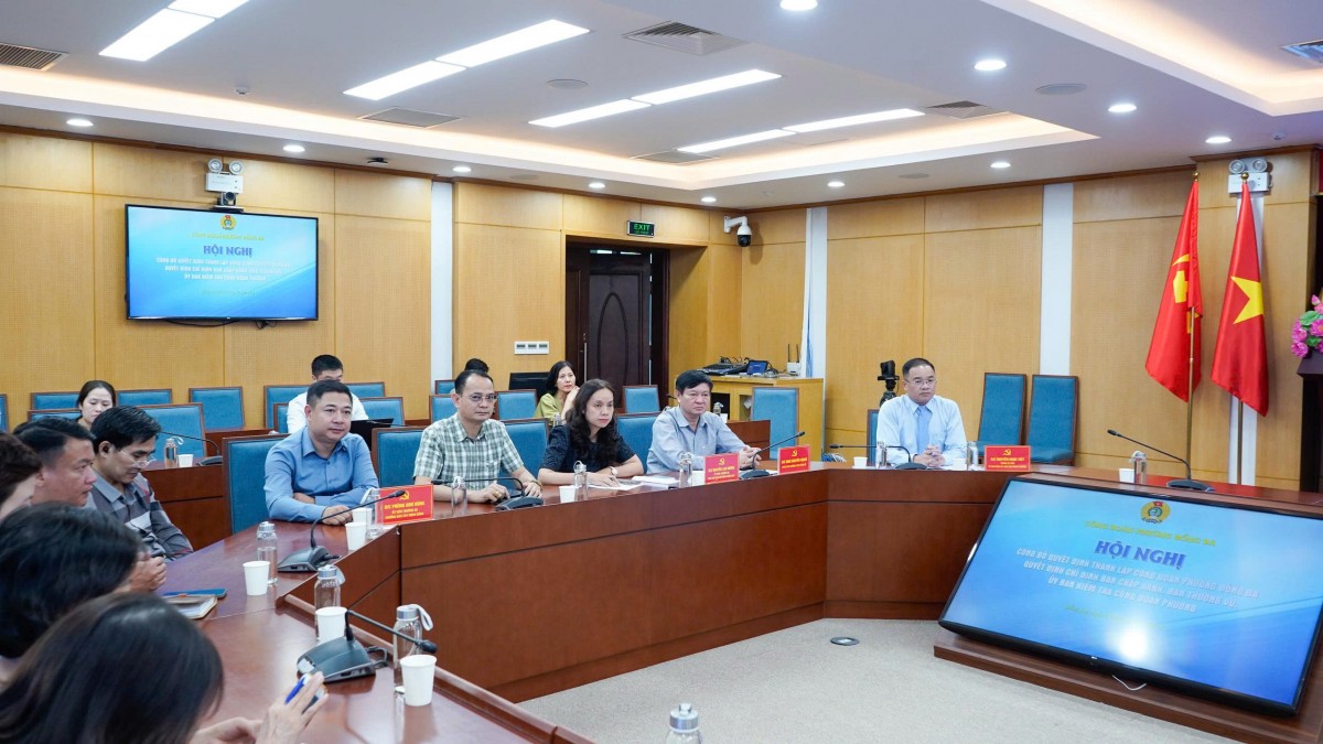 Công đoàn phường Đống Đa chính thức ra mắt, sẵn sàng cho Đại hội I Ra mắt Công đoàn phường Đống Đa