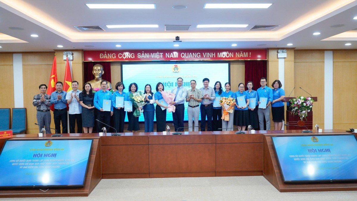 Công đoàn phường Đống Đa chính thức ra mắt, sẵn sàng cho Đại hội I Ra mắt Công đoàn phường Đống Đa