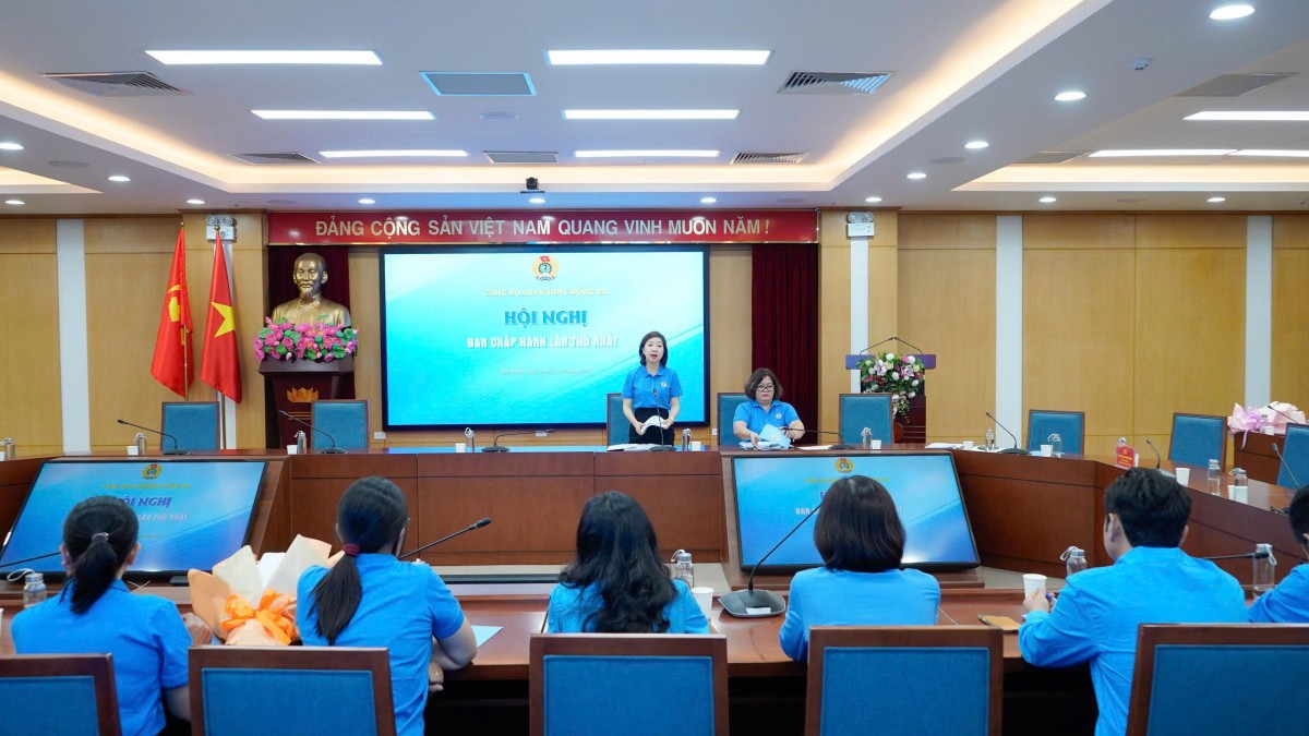 Công đoàn phường Đống Đa chính thức ra mắt, sẵn sàng cho Đại hội I Ra mắt Công đoàn phường Đống Đa