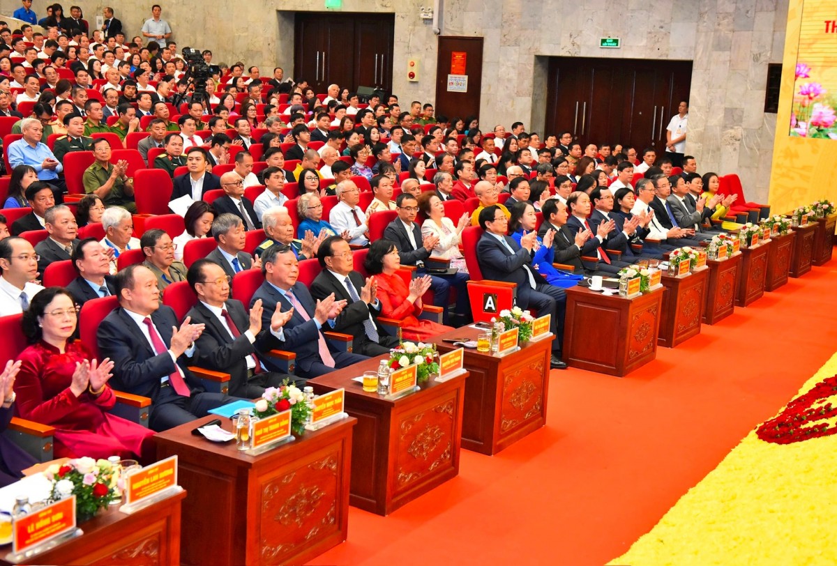 Phong trào thi đua yêu nước góp phần xây dựng Thủ đô văn hiến, văn minh, hiện đại, hạnh phúc