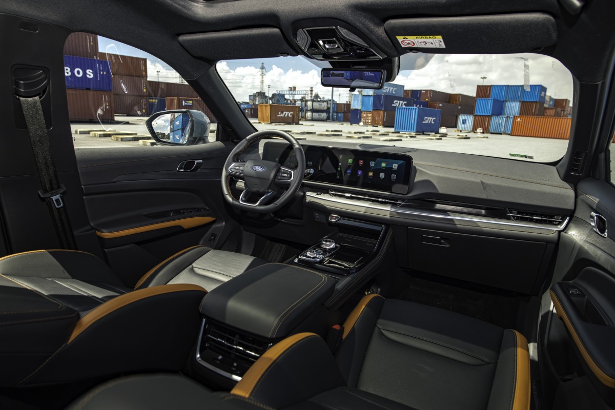 Ford Territory phiên bản mới: Thiết kế tinh tế, công nghệ hiện đại, an toàn vượt trội