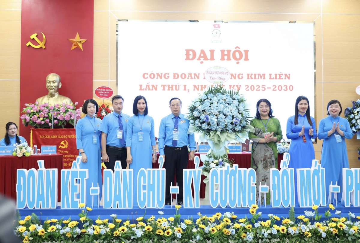 Tiên phong chuyển đổi số, xây dựng tổ chức Công đoàn phường Kim Liên phát triển vững mạnh Tiên phong chuyển đổi số, xây dựng tổ chức Công đoàn phường Kim Liên phát triển vững mạnh