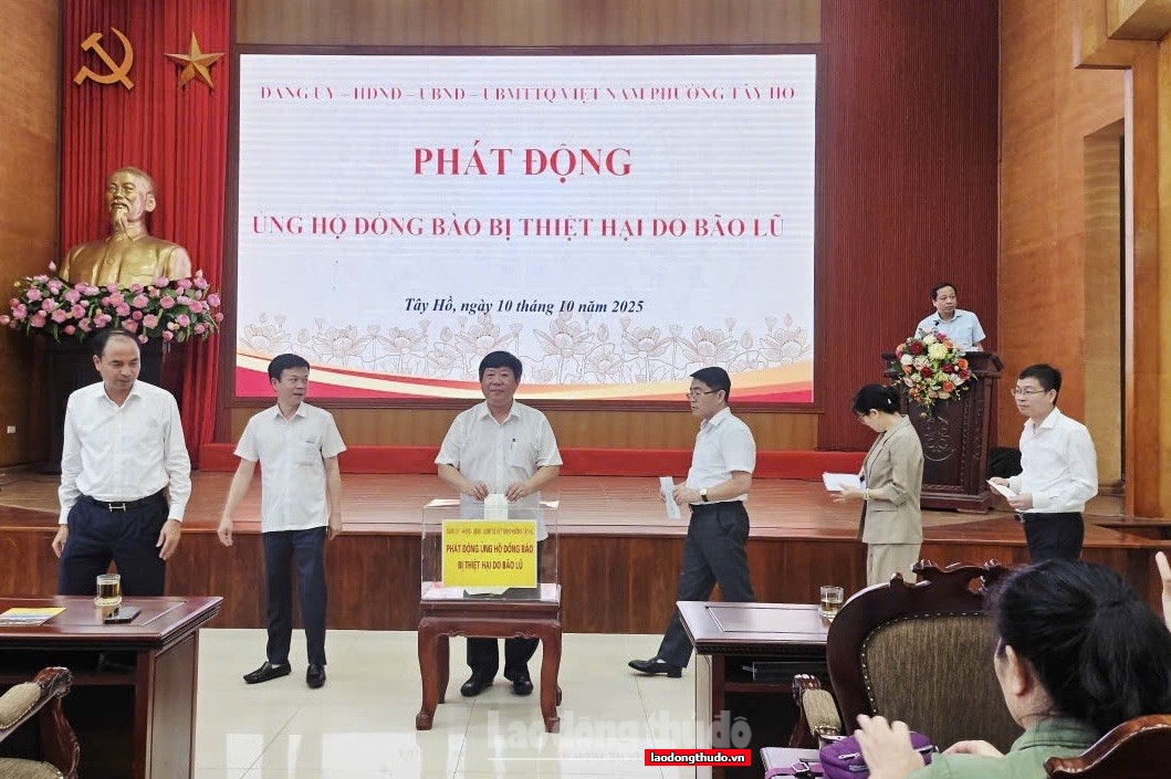 Ủy ban MTTQ phường Tây Hồ phát động ủng hộ đồng bào vùng bị thiệt hại do bão, lũ Ủy ban MTTQ phường Tây Hồ phát động ủng hộ đồng bào vùng bị thiệt hại do bão, lũ