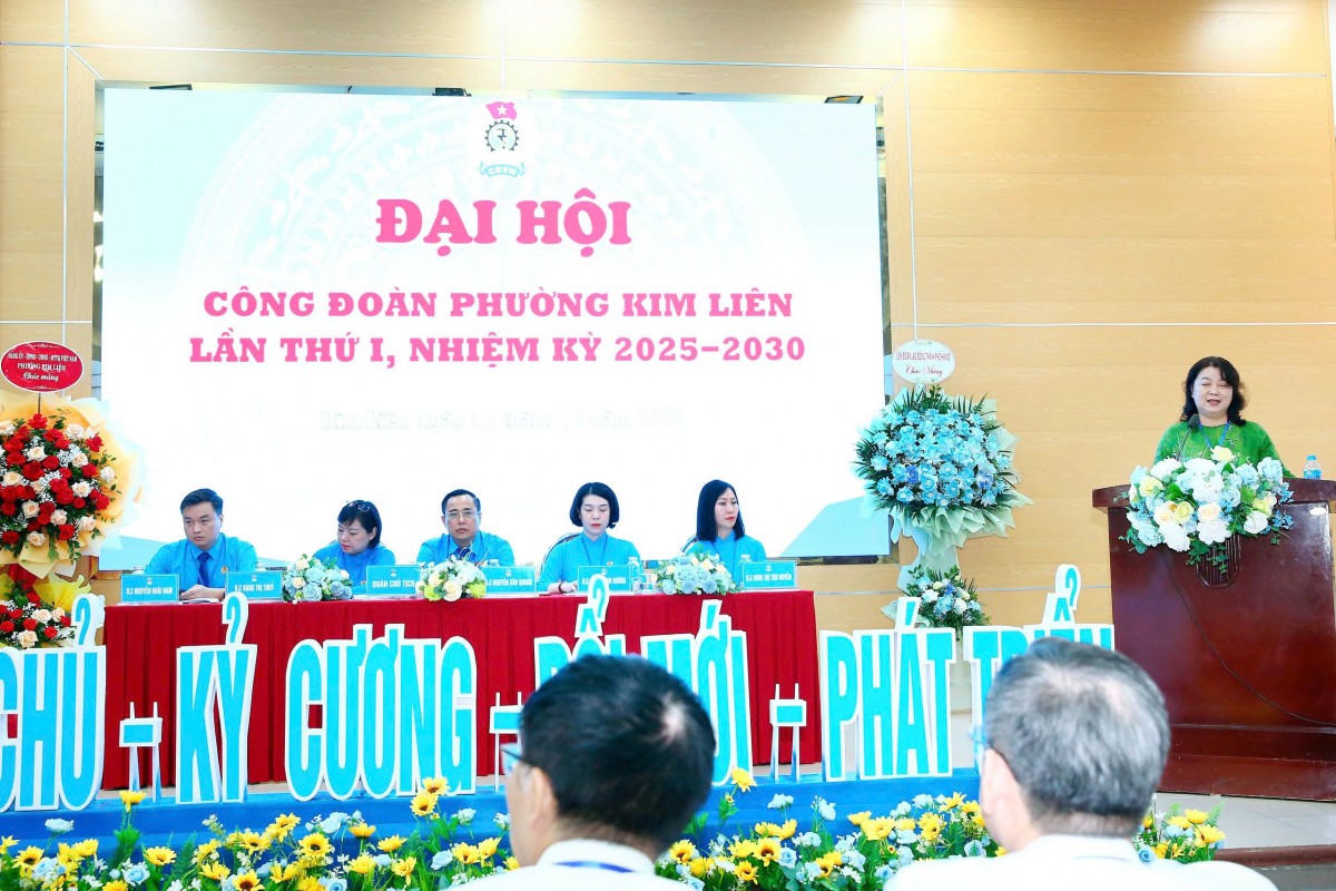 Tiên phong chuyển đổi số, xây dựng tổ chức Công đoàn phường Kim Liên phát triển vững mạnh Tiên phong chuyển đổi số, xây dựng tổ chức Công đoàn phường Kim Liên phát triển vững mạnh