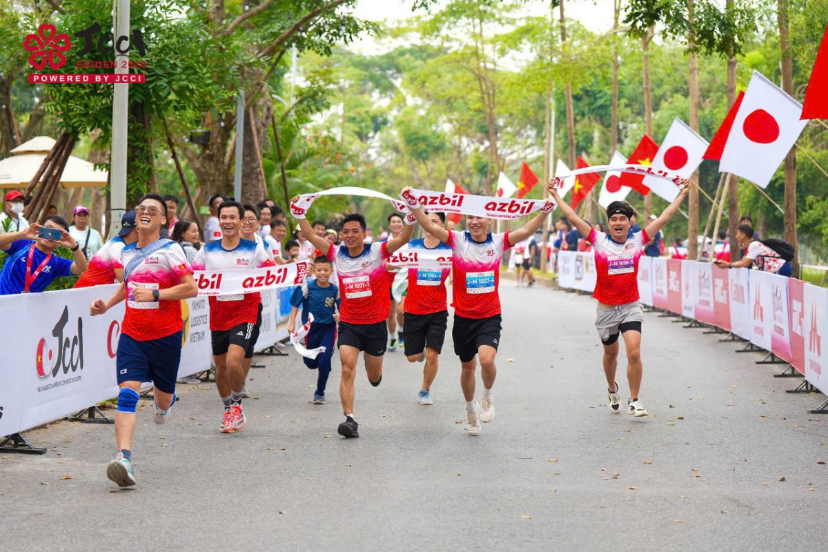 Nỗ lực chăm lo cho người lao động, góp phần xây dựng doanh nghiệp phát triển bền vững Nỗ lực chăm lo cho người lao động, góp phần xây dựng doanh nghiệp phát triển bền vững