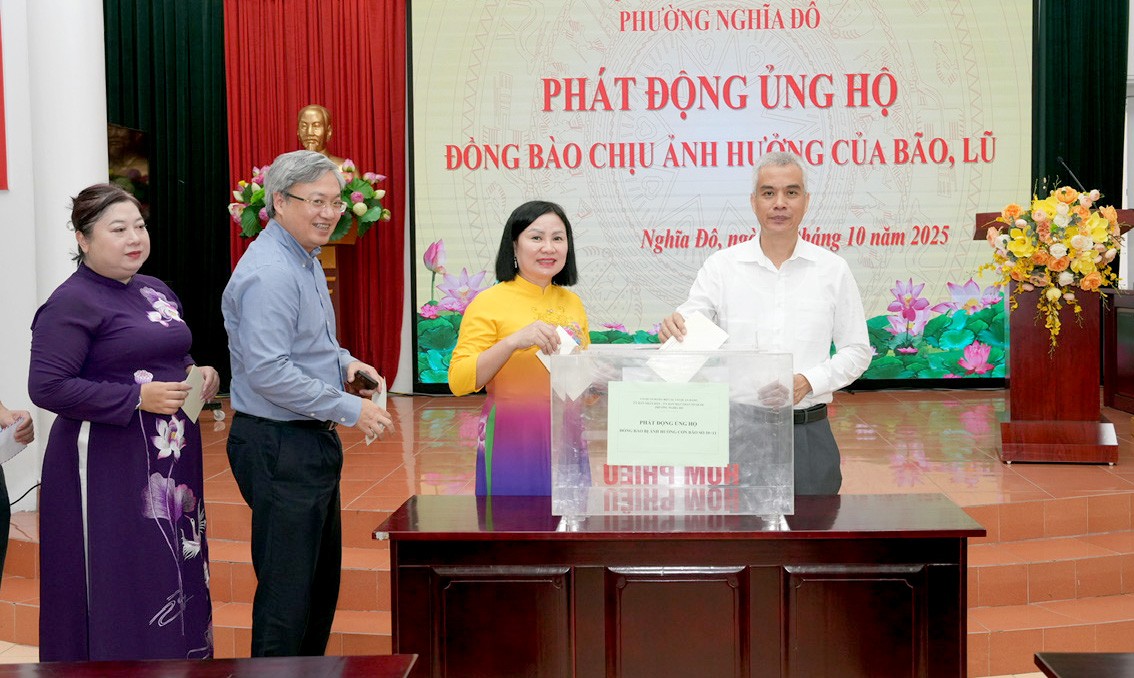 Phường Nghĩa Đô phát động phong trào ủng hộ đồng bào khắc phục hậu quả bão lũ Phường Nghĩa Đô phát động phong trào ủng hộ đồng bào khắc phục hậu quả bão lũ