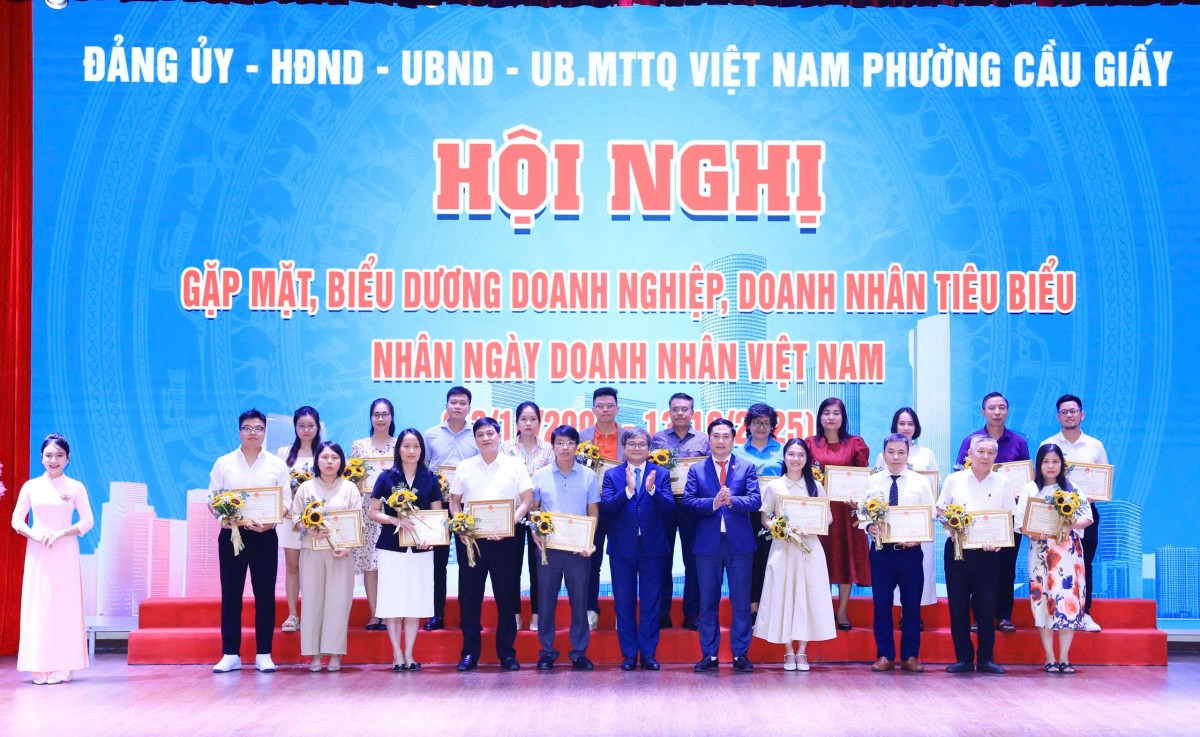 Cầu Giấy phát huy vai trò doanh nhân, doanh nghiệp trong phát triển đô thị hiện đại Cầu Giấy phát huy vai trò doanh nhân, doanh nghiệp trong phát triển đô thị hiện đại