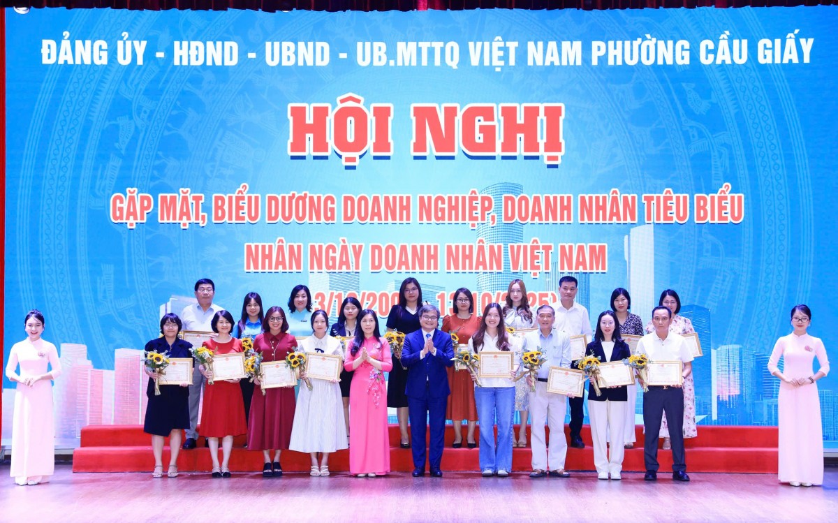 Cầu Giấy phát huy vai trò doanh nhân, doanh nghiệp trong phát triển đô thị hiện đại Cầu Giấy phát huy vai trò doanh nhân, doanh nghiệp trong phát triển đô thị hiện đại