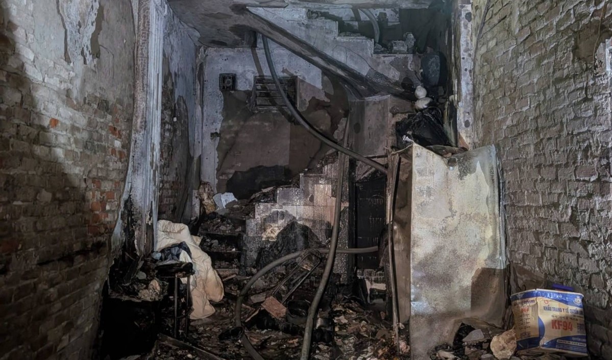 Cháy nhà dân tại ngõ 180 Kim Hoa