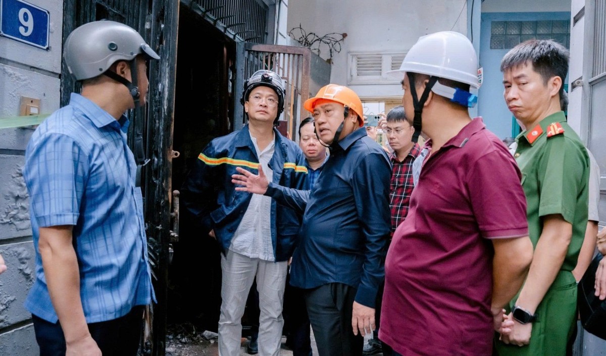 Chủ tịch UBND thành phố Hà Nội trực tiếp chỉ đạo khắc phục hậu quả vụ cháy tại phố Kim Hoa