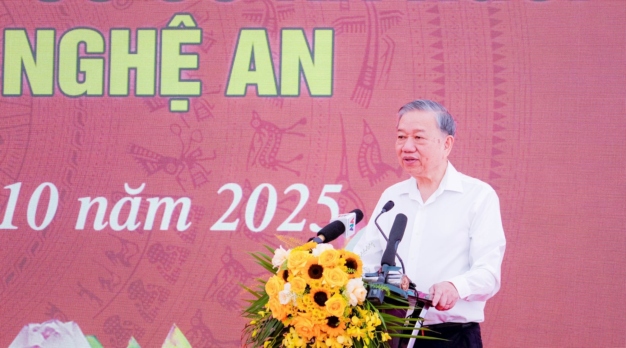 Khởi công Trường Phổ thông nội trú liên cấp tại Na Ngoi, Nghệ An